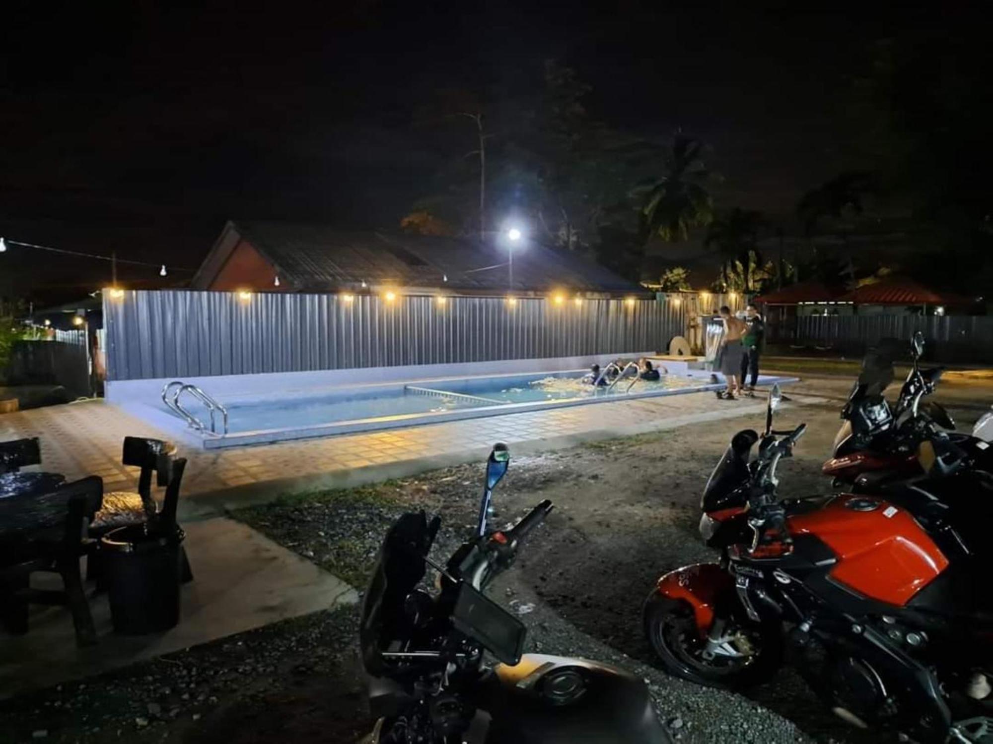 OYO 90168 Serambi Pelangi Chalet Changlun Bagian luar foto